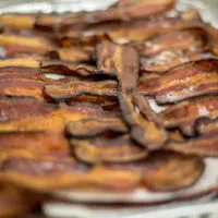 Crispy bacon in oven