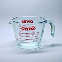 Glass pyrex in the oven